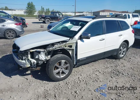 2014 Subaru Outback 2.5I Limited z USA, uszkodzony, nr VIN 4S4BRCPC3E3239267
